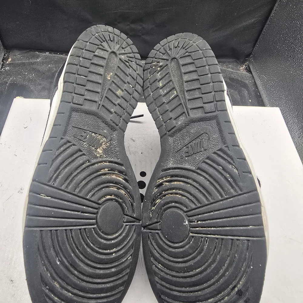 Nike‎ Black and White Men's Sneakers
